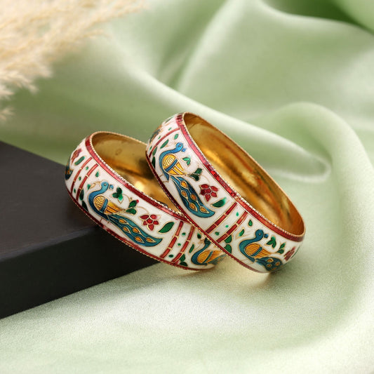 Multi Color Hand Painted Meenakari Bangle Showcasing Intricate Enamel Details