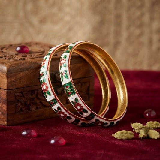 White Color Hand Painted Meenakari Bangle Featuring Beautiful Ethnic Artistic Craftsmanship Style