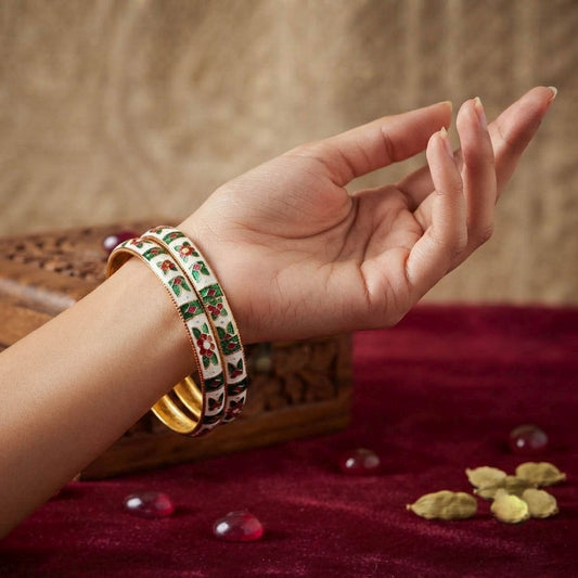 White Color Hand Painted Meenakari Bangle Featuring Beautiful Ethnic Artistic Craftsmanship Style