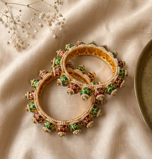 Traditional Crimson Red & Green Color Hand Painted Meenakari Bangle For Festive Outfits