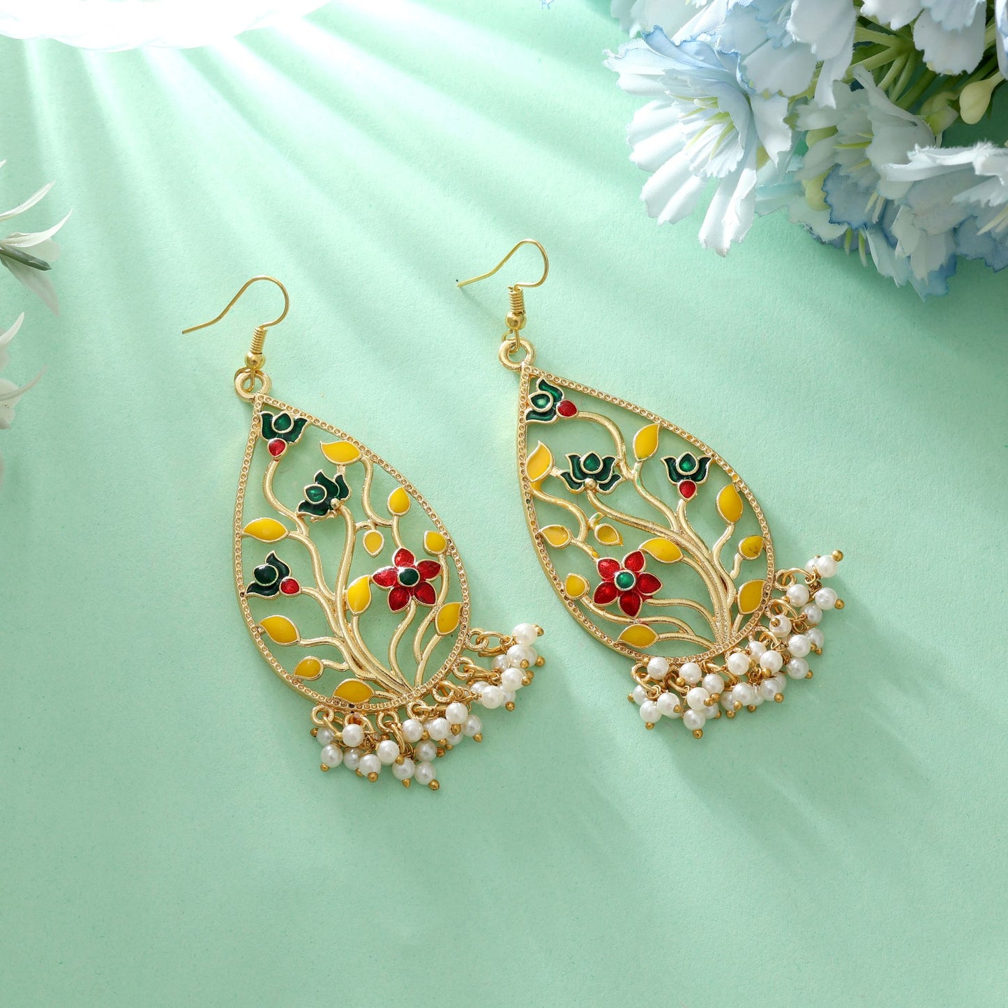 Mehrfarbige Meenakari-Ohrringe Klassischer traditioneller Statement-Schmuck