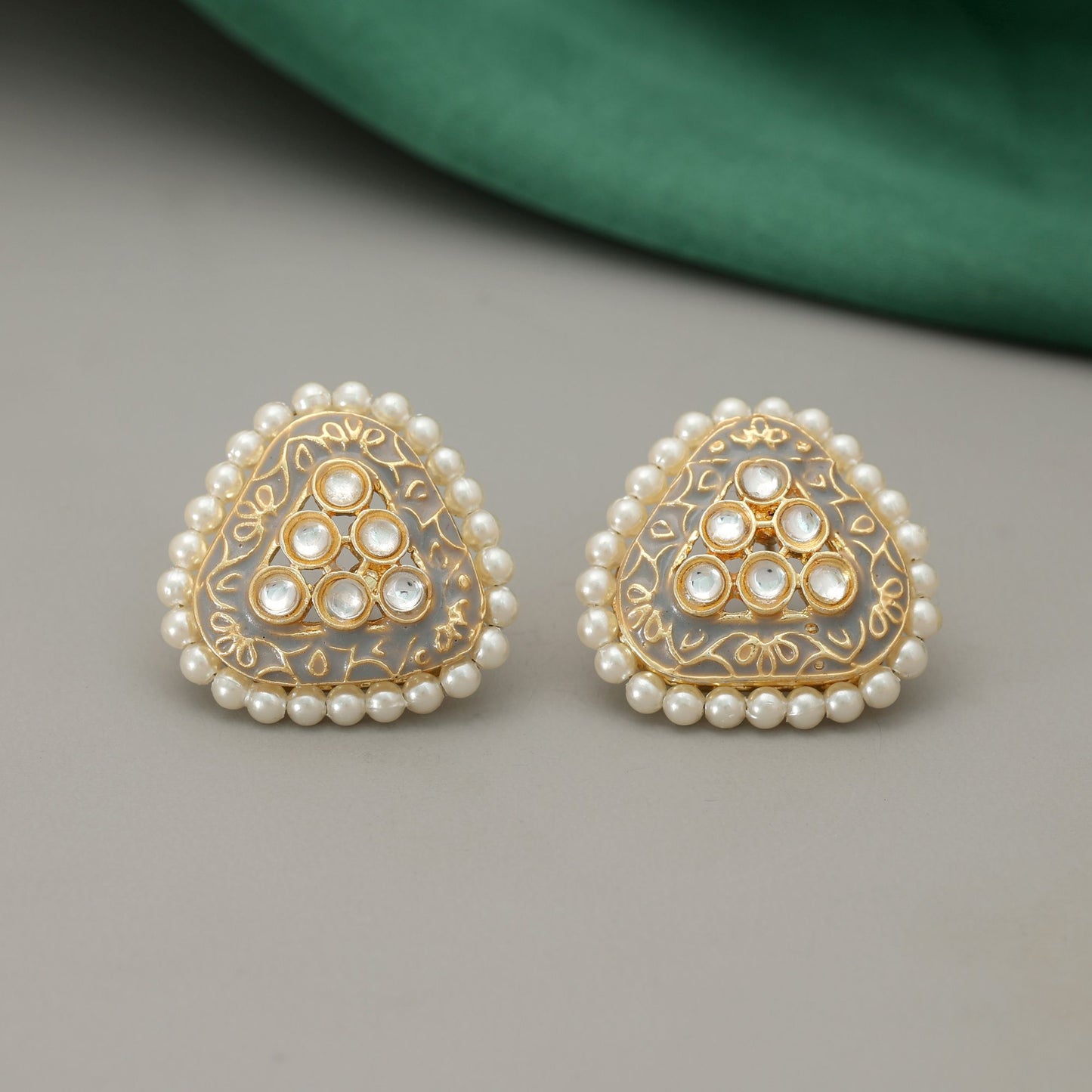 Graue Meenakari Ohrringe Klassisches Minimalistisches Traditionelles Schmuckdesign