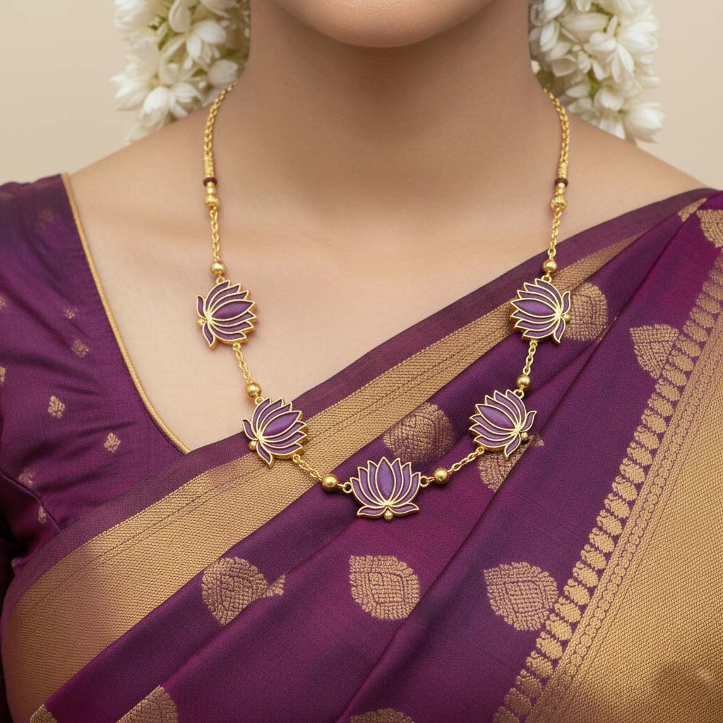 Lila Farbene Lotus Design Meenakari Halskette Set