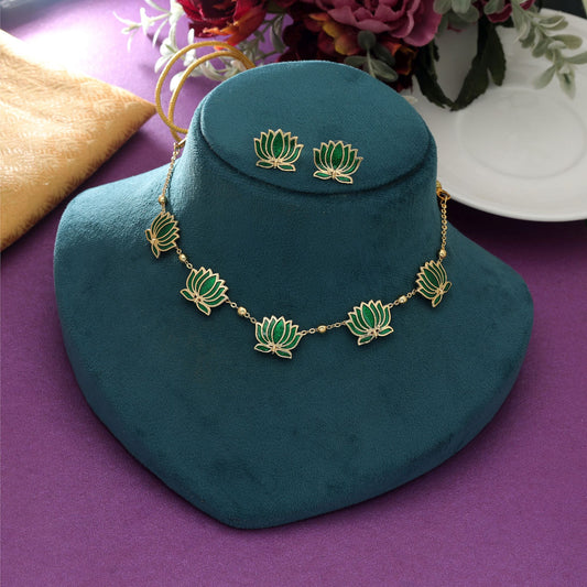 Grüne Meenakari-Halskette-Set Elegantes ethnisches traditionelles festliches Schmuckdesign