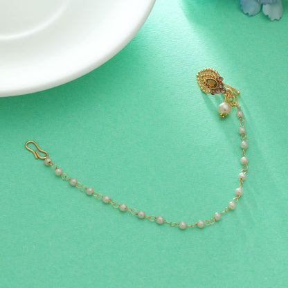 Goldfarbene Nasen-Nath Klassischer eleganter Nasenschmuck-Stil
