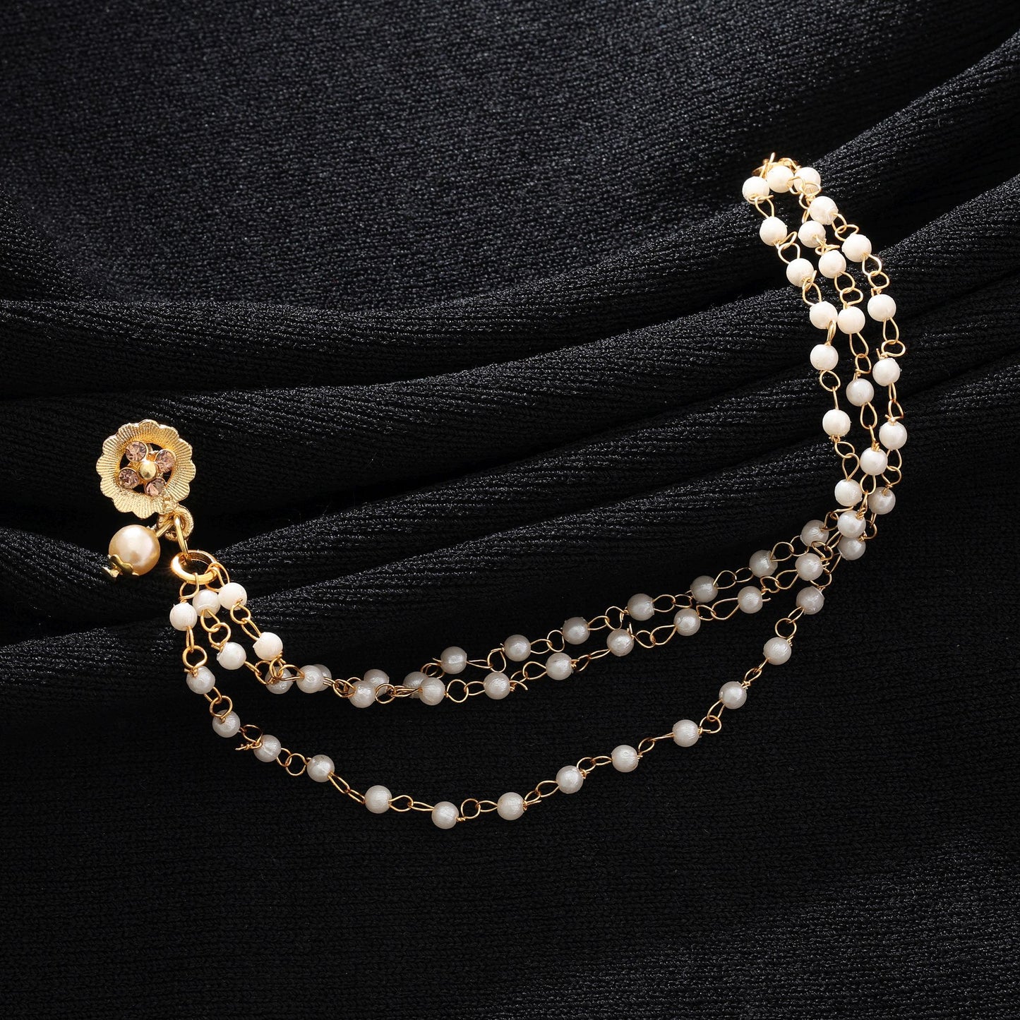 Goldfarbener Nasen-Nath Minimalistischer traditioneller stilvoller Schmuck
