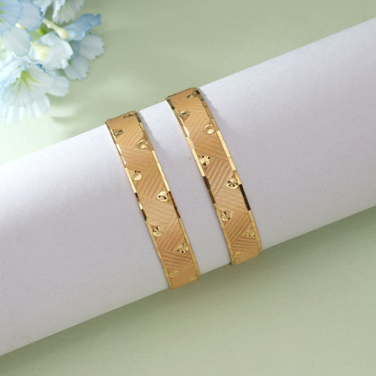 Goldfarbener Mode-Armreif, 1 Paar (PLKB157GLD)