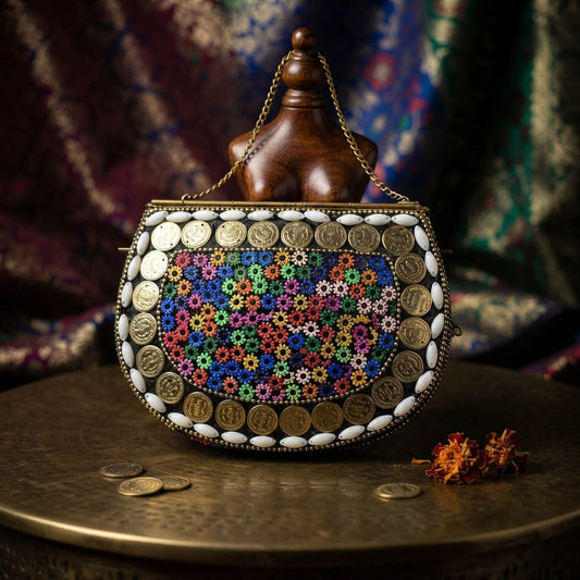 Heavy Carved Gold Color Metal Handmade Golden Clutch Bag For Women