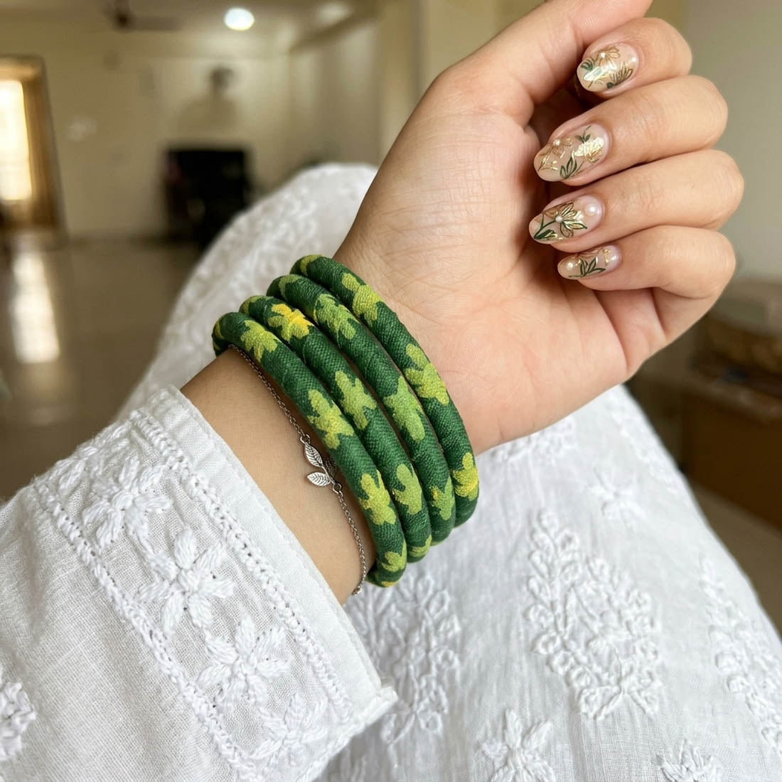 Rich Deep Hunter Green Color Wooden Bangle Pair For Both Hands Wear