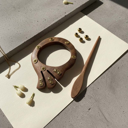 Brown Color Wooden Hair Pin Designed For Women Seeking Natural Handcrafted Beauty In Hair Accessories