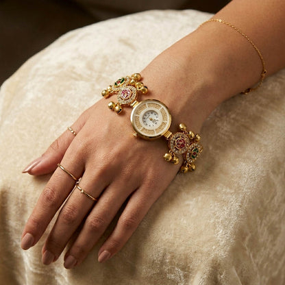Wunderschöne Rani Grünfarbene Königliche Kundan Uhr für Mädchen & Frauen