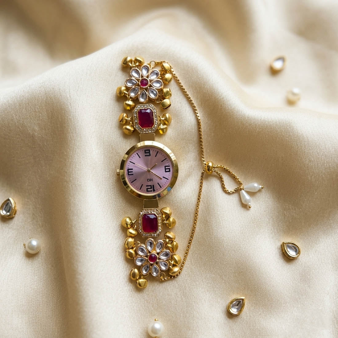 Bezaubernde Rani & Grüne Kundan-Uhr für Mädchen & Frauen im traditionellen Design