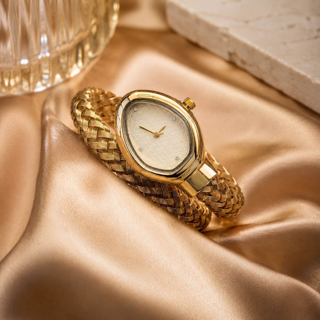 Cream Color Snake Analog Watch Crafted with Chic Fashion Look for Women and Girls