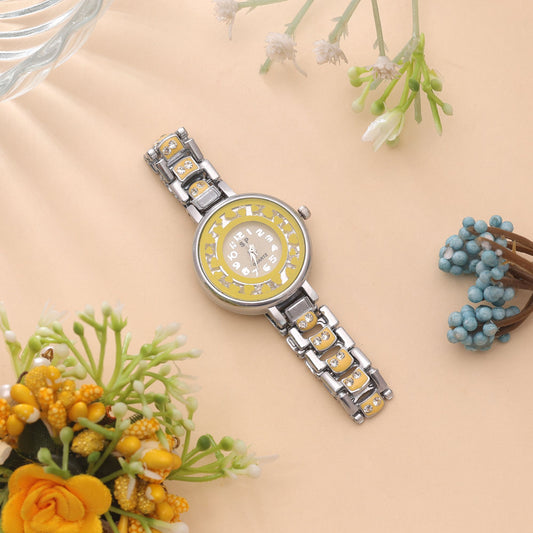 Silver Plated Watch For Girls & Women Featuring Elegant Contemporary Style Design