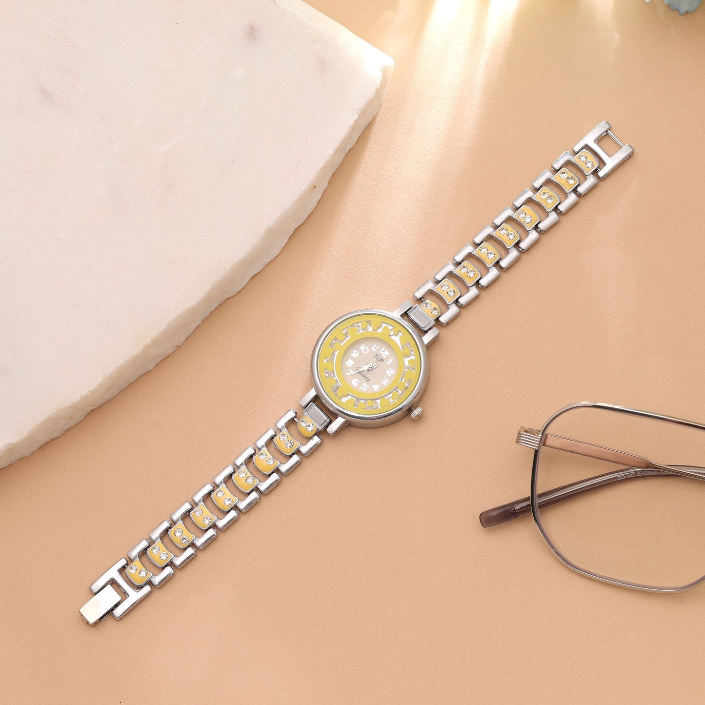 Silver Plated Watch For Girls & Women Featuring Elegant Contemporary Style Design