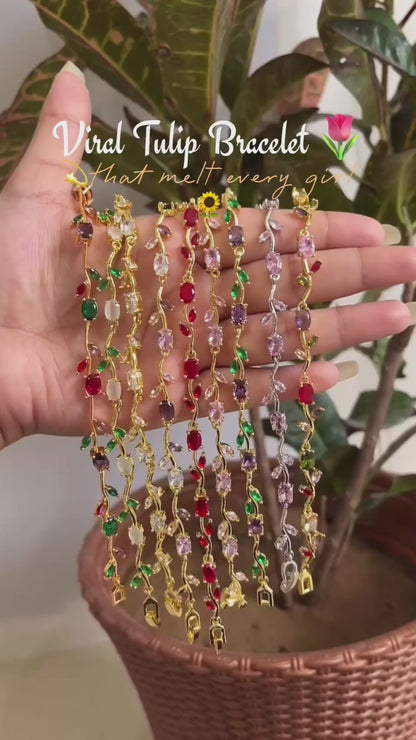 Amerikanisches Diamant-Halsketten-Set in Grün, entworfen für zeitlos-traditionelles Styling